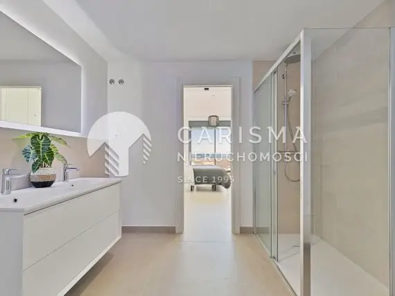 (12) Nowoczesny duplex z widokiem na morze – Fuengirola