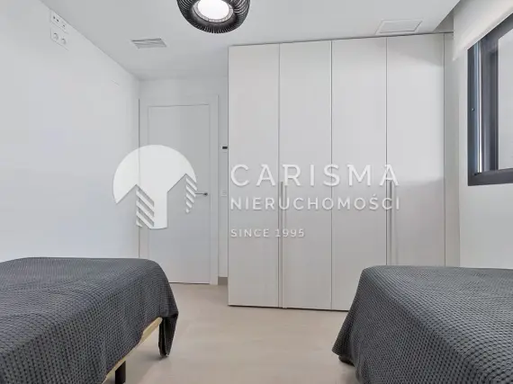 (23) Nowoczesny duplex z widokiem na morze – Fuengirola