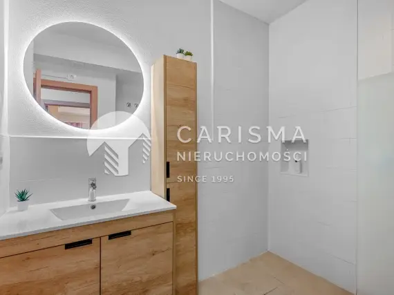 (16) Nowoczesny apartament 3 sypialnie z solarium i widokiem na morze – San Pedro del Pinatar