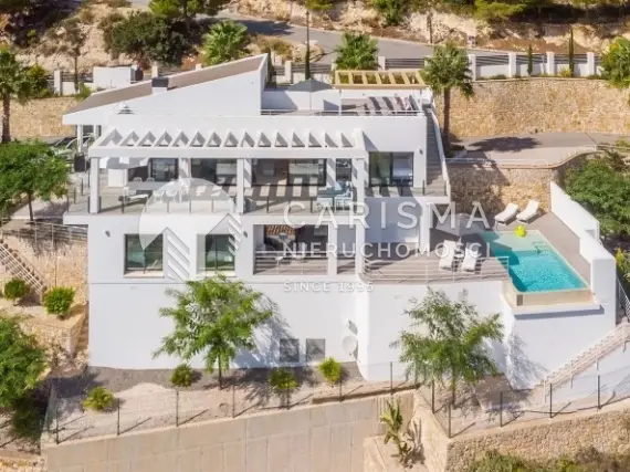 (16) Nowoczesna willa z panoramicznym widokiem na morze – Altea La Vella