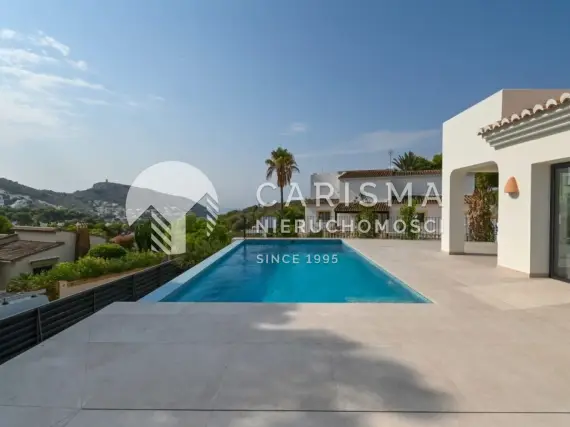 (24) Elegancka willa z widokami na morze, Moraira, Costa Blanca Północ