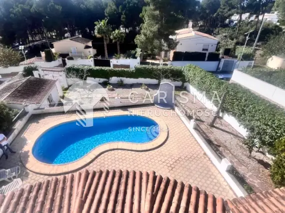 (25) Tradycyjna willa na sprzedaż w prestiżowej lokalizacji – spacerem do centrum Moraira