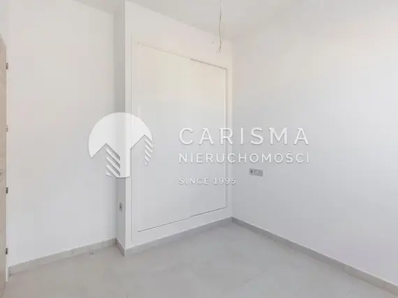(23) Nowoczesna willa 3 sypialnie Orihuela Costa PAU 26 – basen, solarium 37 m², blisko La Zenia Boulevar