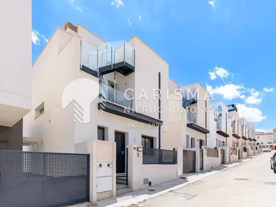 (28) Nowoczesna willa 3 sypialnie Orihuela Costa PAU 26 – basen, solarium 37 m², blisko La Zenia Boulevar