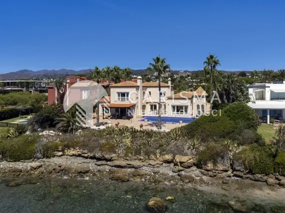 (48) Willa przy samej plaży w Marbesa, Marbella | 5 sypialni, panoramiczny widok na morze, duża działka