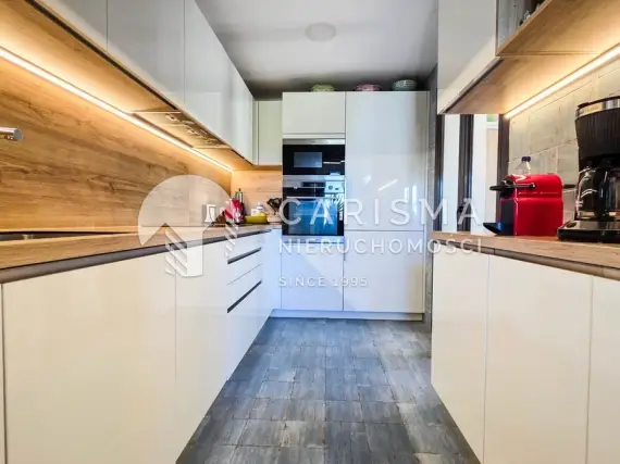 Penthouse z 3-ma sypialniami i  widokiem na morze w La Duquesa na Costa del Sol 2