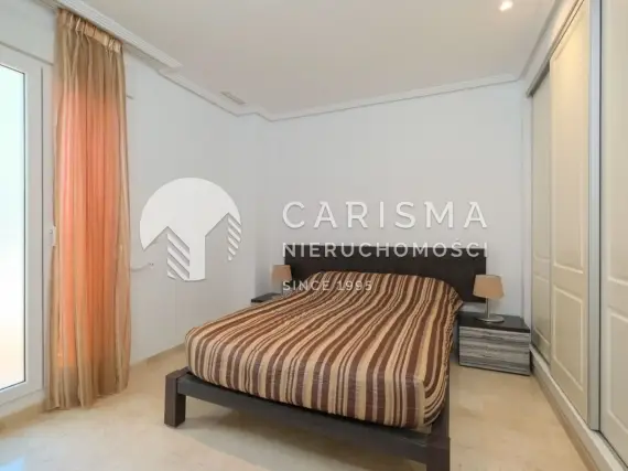 (24) Apartament z widokiem na morze w Mascarat, Altea