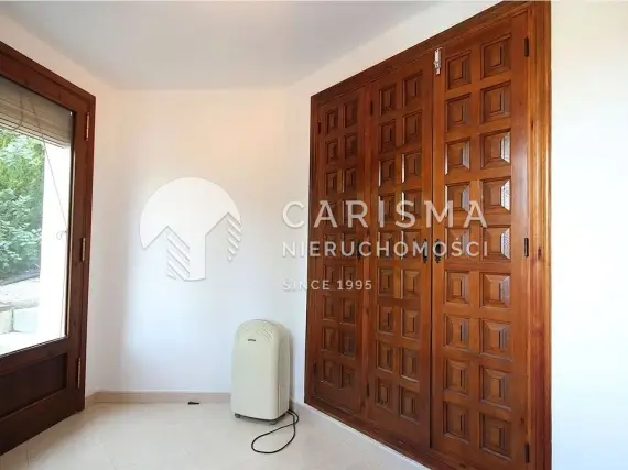 (15) Willa z basenem i panoramicznym widokiem na dolinę Orba, Costa Blanca, duży potencjał