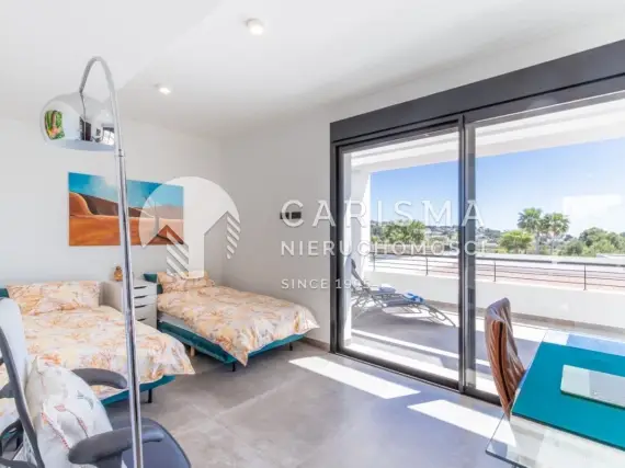 (26) Nowoczesna luksusowa willa z certyfikatem energetycznym A i podgrzewanym basenem – Moraira, Solpark