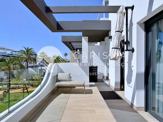 (5) Nowoczesny penthouse 72 m² z tarasem dachowym 68 m², tarasem i parkingiem podziemnym