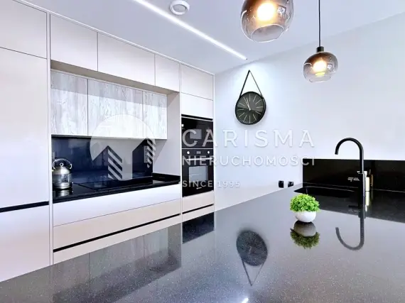 (16) Nowoczesny penthouse 72 m² z tarasem dachowym 68 m², tarasem i parkingiem podziemnym