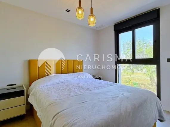 (19) Nowoczesny penthouse 72 m² z tarasem dachowym 68 m², tarasem i parkingiem podziemnym