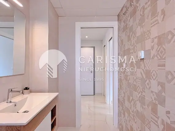 (25) Nowy apartament w Villamartín z tarasem, basenem, garażem i komórką lokatorską Costa Blanca