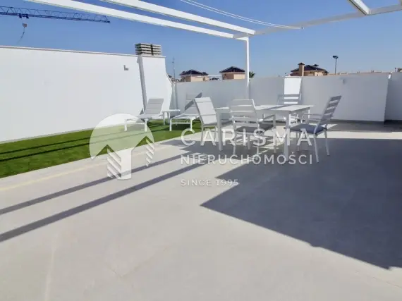 (45) Nowe bungalowy w Pilar de la Horadada z parkingiem i tarasem dachowym na Costa Blanca