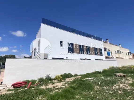 (19) Nowe bungalowy w San Pedro del Pinatar z prywatnym basenem, ogrodem i blisko plaży