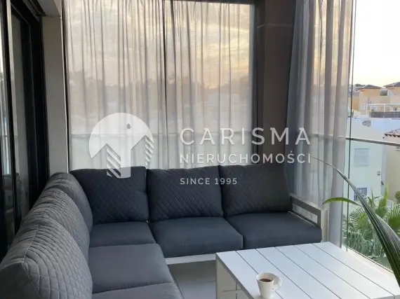 (16) Nowoczesny apartament w Villamartin | Taras dachowy | Prywatne miejsce w garażu | 3 baseny | Korty