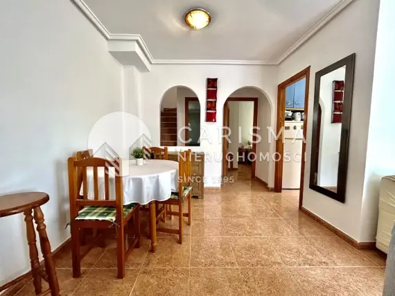 (7) Dom szeregowy z tarasem dachowym i widokiem na słone jeziora w Dream Hills, Torrevieja
