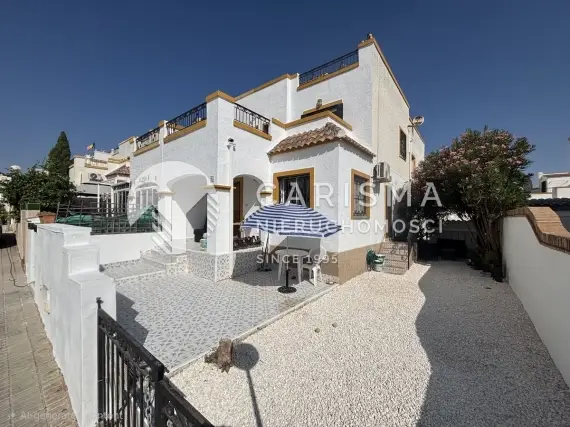 (31) Dom szeregowy z tarasem dachowym i widokiem na słone jeziora w Dream Hills, Torrevieja