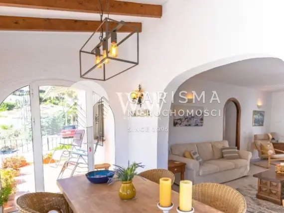 (20) Wyjątkowy bungalow 500 m od plaży El Portet w Moraira