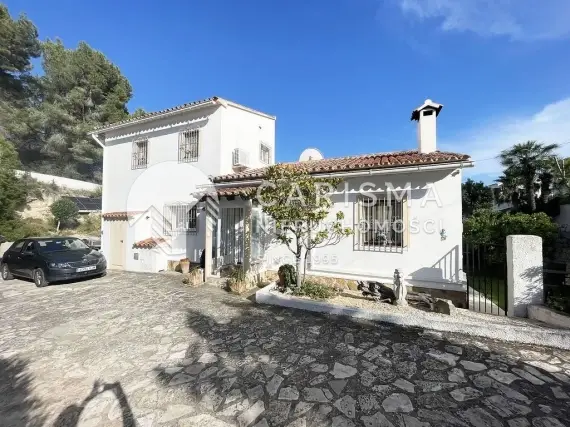 (40) Odremontowana willa w La Fustera, Benissa