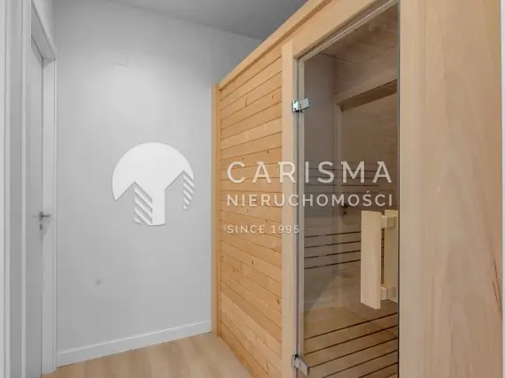 (25) Nowoczesny apartament narożny w Los Altos z licencją na wynajem, garażem i strefą wellness