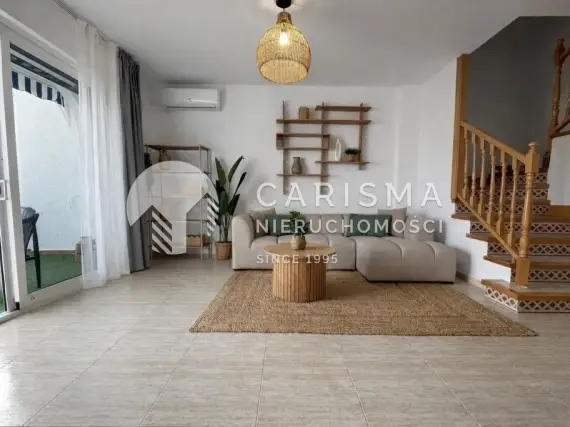 (7) Dwupoziomowy dom 200 m od morza w Aguamarina, Orihuela Costa z tarasem i widokiem na morze