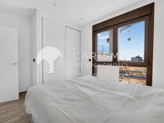 (36) Nowoczesna willa z prywatnym basenem i tarasem dachowym w Los Balcones, Torrevieja