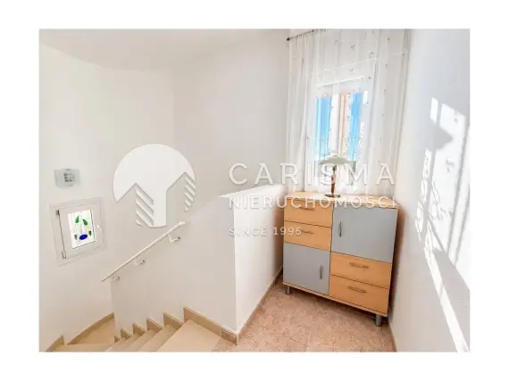 (18) Przestronna willa z prywatnym basenem na działce 500 m² w La Marina, San Fulgencio