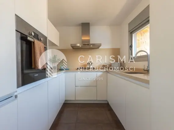 (14) Nowoczesny townhouse z basenem i tarasem dachowym w Aguas Nuevas, Torrevieja
