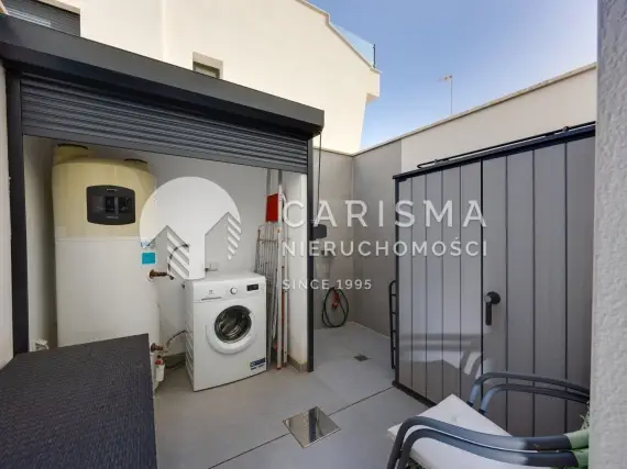 (34) Townhouse w Guardamar Hills 1 km od plaży z garażem na 2 auta i basenem