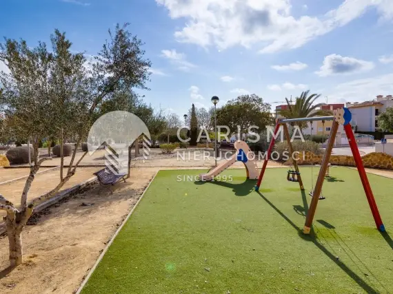 (48) Townhouse w Guardamar Hills 1 km od plaży z garażem na 2 auta i basenem