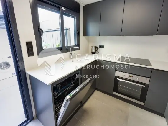 (51) Townhouse w Guardamar Hills 1 km od plaży z garażem na 2 auta i basenem