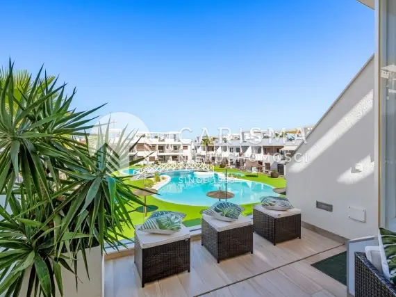 (18) Penthouse w Laguna Beach z tarasem dachowym 85 m², jacuzzi i widokiem na saliny