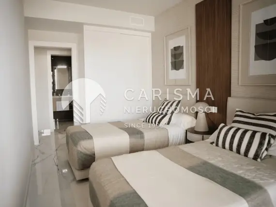 (9) Bungalowy w Ciudad Quesada z pełnym wyposażeniem, tarasem lub tarasem dachowym