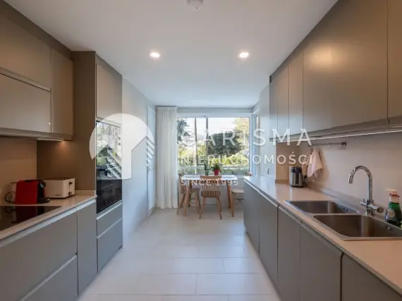 (30) Luksusowy apartament z widokiem na morze, w pierwszej linii brzegowej w New Golden MIle