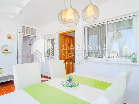 (10) Penthouse w La Ciñuelica, Punta Prima z prywatnym tarasem dachowym i jacuzzi