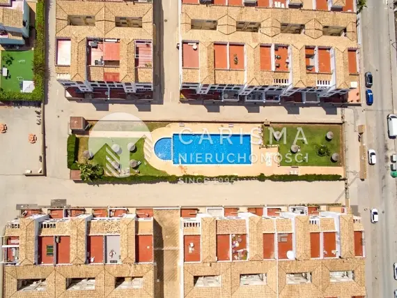 (34) Penthouse w La Ciñuelica, Punta Prima z prywatnym tarasem dachowym i jacuzzi