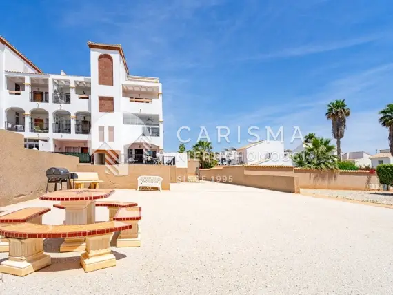 (39) Penthouse w La Ciñuelica, Punta Prima z prywatnym tarasem dachowym i jacuzzi