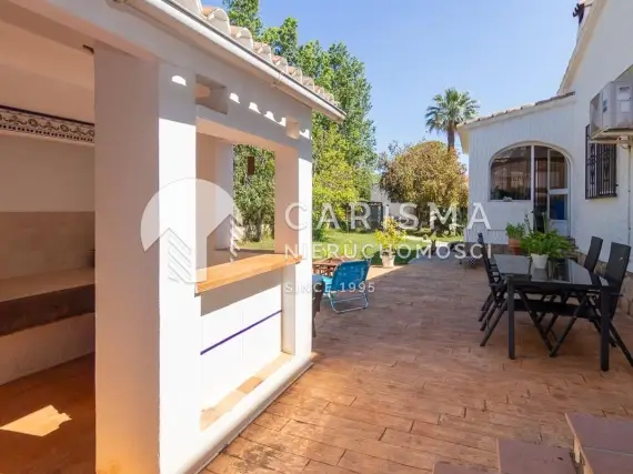 (30) Parterowy dom w śródziemnomorskim stylu, Denia