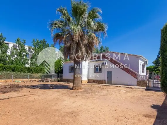 (35) Parterowy dom w śródziemnomorskim stylu, Denia