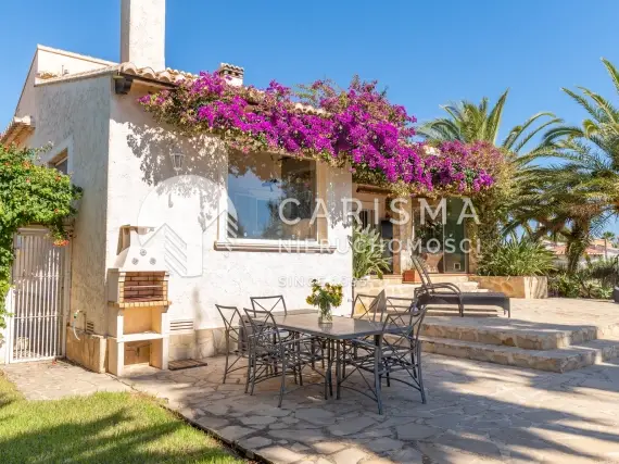 (6) Urokliwa śródziemnomorska willa z widokiem na góry, Calpe