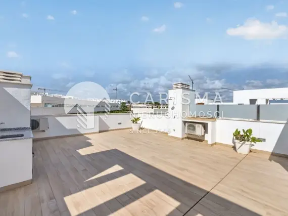 (28) Apartament z tarasem dachowym 71 m² i widokiem na lagunę w Los Balcones, Torrevieja