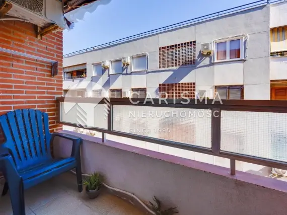 (10) Mieszkanie w bardzo dobrej lokalizacji, z widokiem na morze, tylko 50 m od morza, Torrevieja