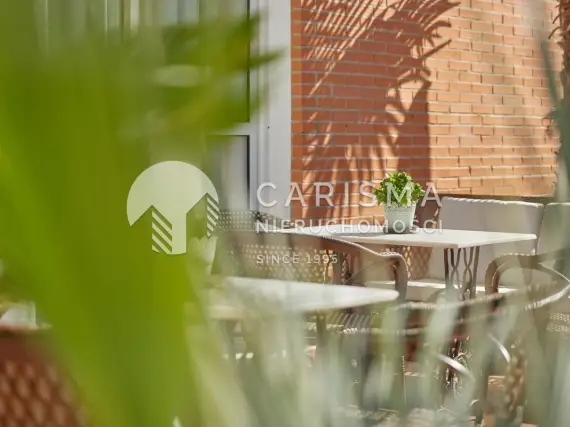 (8) Gotowe, luksusowe apartamenty w bardzo dobrej lokalizacji, idealne dla Seniorów