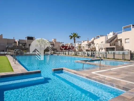(2) Atrakcyjny apartament z dachowym tarasem w Aquas Nuevas/Torevieja