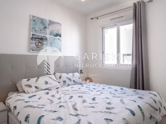 (9) Atrakcyjny apartament z dachowym tarasem w Aquas Nuevas/Torevieja