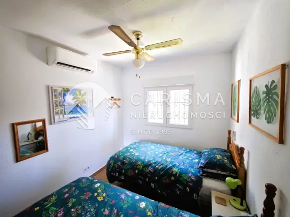 (56) Penthouse z dachowym tarasem  oraz widokiem na pole glfowe w Villamartin