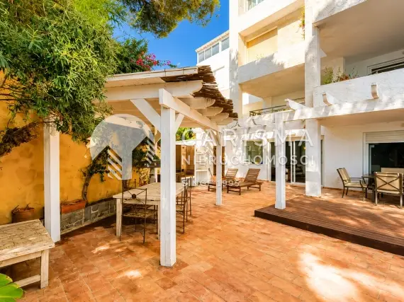 (5) Przestronny apartament w pierwszej linii brzegowej, Altea