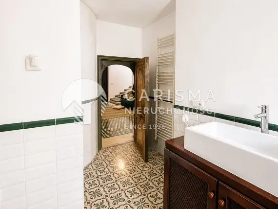 (31) Przestronny apartament w pierwszej linii brzegowej, Altea