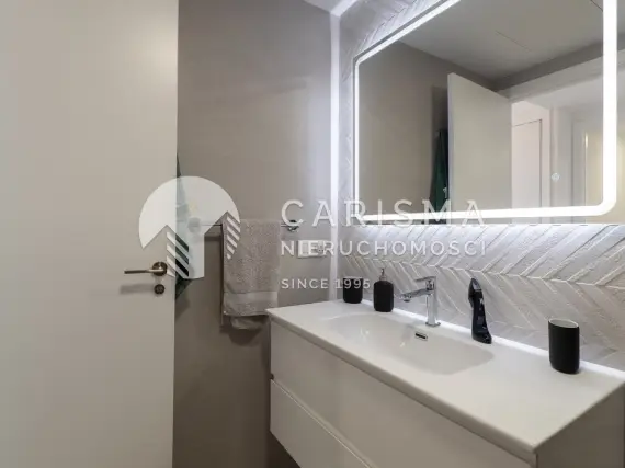 (26) Nowoczesny apartament na parterze w Denii – gotowy do zamieszkania